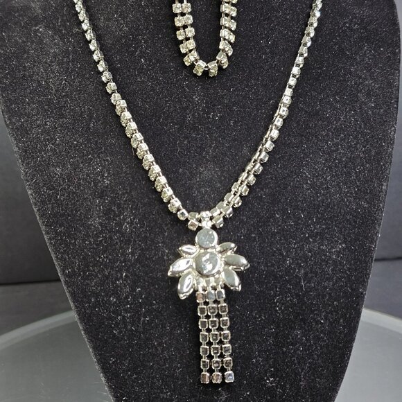 Vintage Rhinestone Necklace With Matching Tennis Bracelet. - Picture 6 of 13
